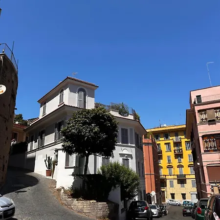 Trastevere Ripa * روما